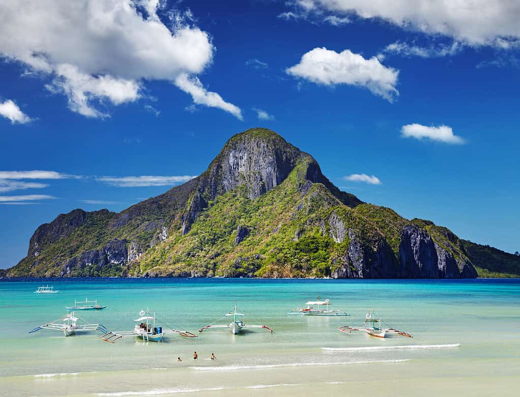 overwater bungalows in the Philippines