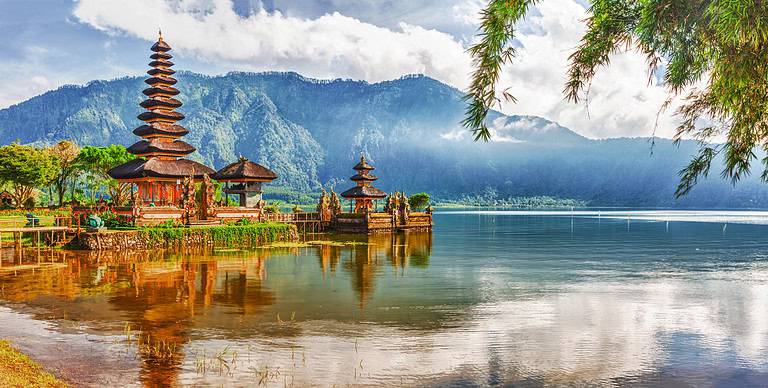 8 Breathtaking Luxury Eco-Resorts in Indonesia for 2024